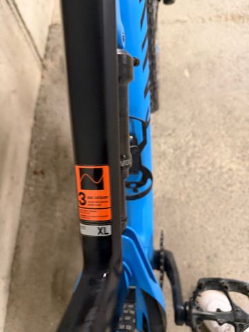 Used Canyon Neuron CF 8 2023 2023 Mountainbike, Blue, 27.5, 29 — image 7 of 8