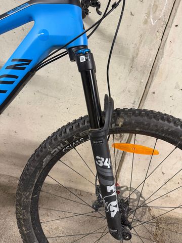 Used Canyon Neuron CF 8 2023 2023 Mountainbike, Blue, 27.5, 29 — image 4 of 8
