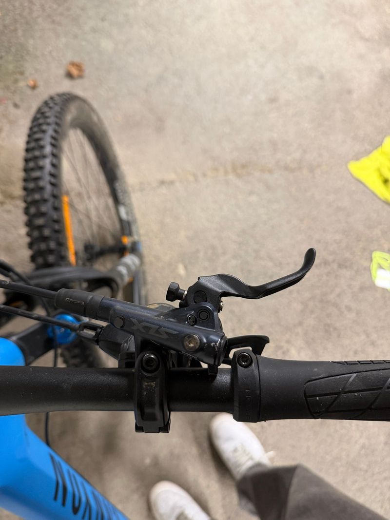 Used Canyon Neuron CF 8 2023 2023 Mountainbike, Blue, 27.5, 29 — image 8 of 8