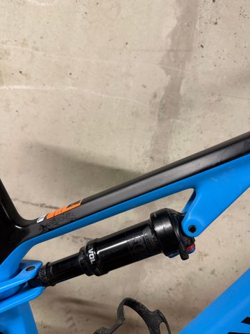 Used Canyon Neuron CF 8 2023 2023 Mountainbike, Blue, 27.5, 29 — image 5 of 8