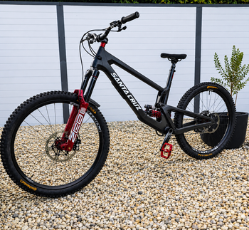 Used Santa Cruz Nomad R / Carbon C 2024 2024 MTB