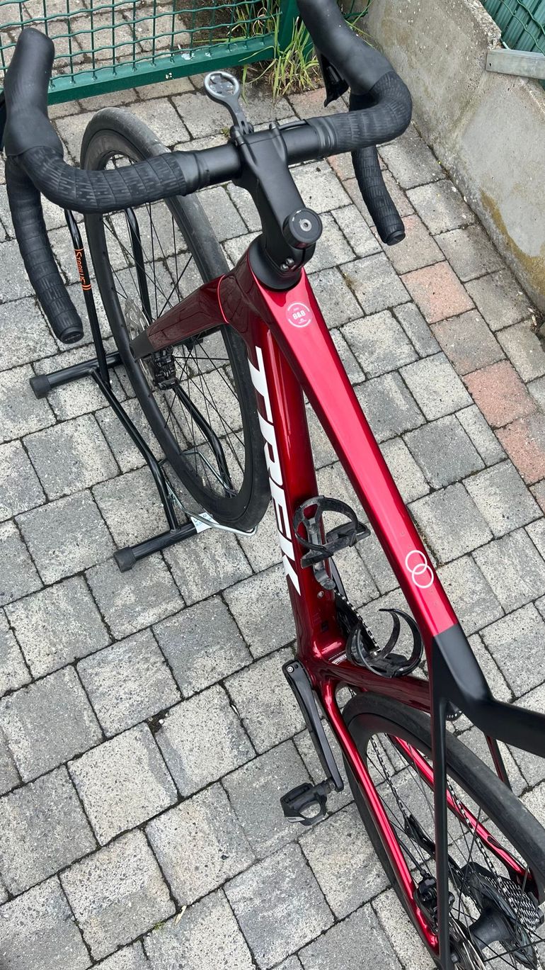 Used Trek Madone SL 6 Gen 8 2026 2026 Road & Gravel — image 7 of 8