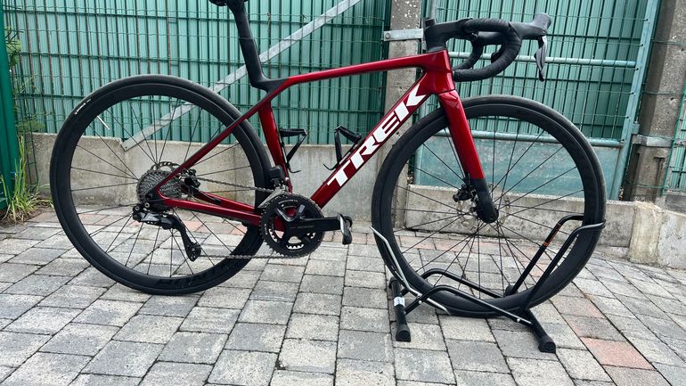Used Trek Madone SL 6 Gen 8 2026 2026 Road & Gravel — image 1 of 8