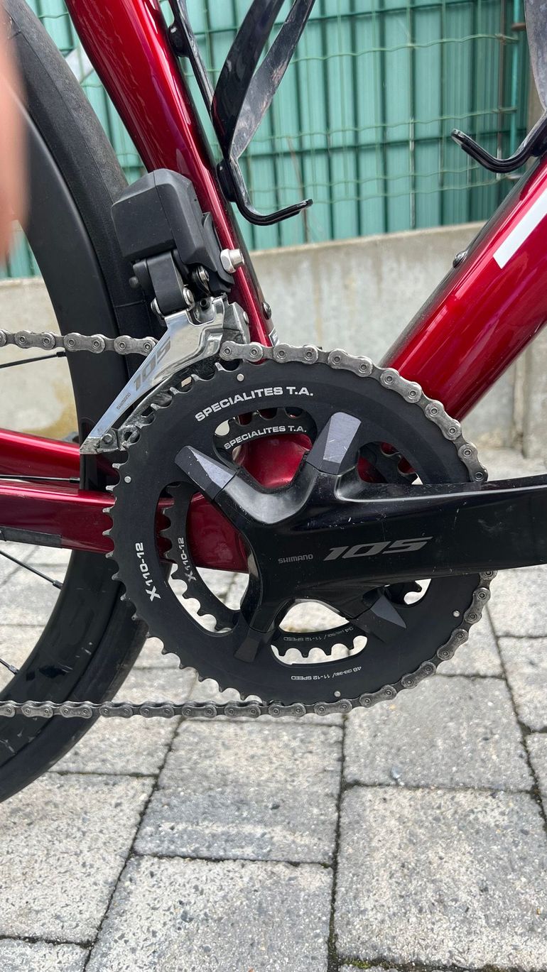 Used Trek Madone SL 6 Gen 8 2026 2026 Road & Gravel — image 5 of 8