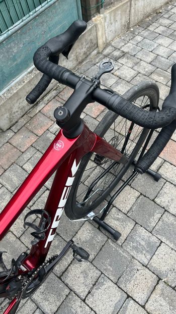 Used Trek Madone SL 6 Gen 8 2026 2026 Road & Gravel — image 6 of 8