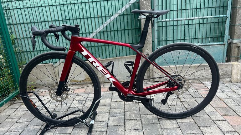 Used Trek Madone SL 6 Gen 8 2026 2026 Road & Gravel — image 2 of 8