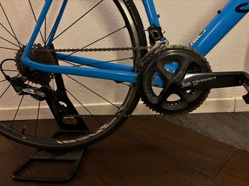 Used Canyon Ultimate CF SL 8 2022 2022 Road & Gravel, Blue — image 9 of 9
