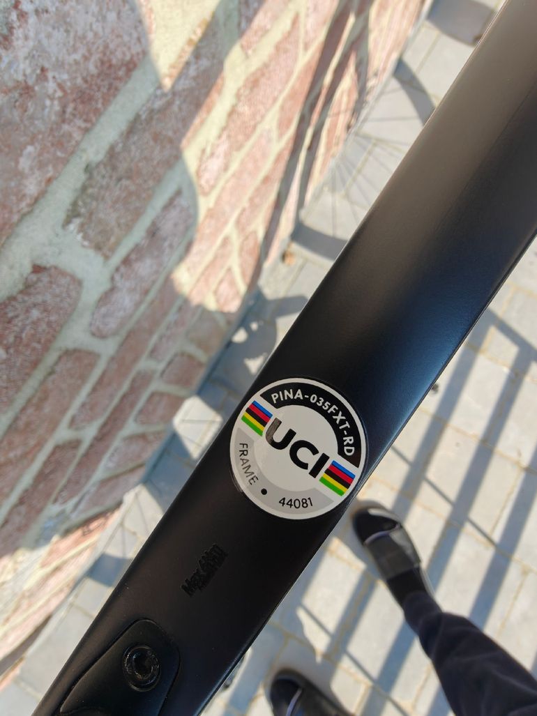 Used Pinarello Prince SRAM Rival eTap AXS 2022 Road & Gravel, Schwarz — image 11 of 14