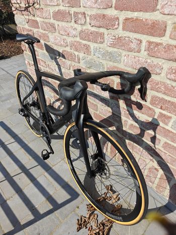 Used Pinarello Prince SRAM Rival eTap AXS 2022 Road & Gravel, Schwarz — image 7 of 14