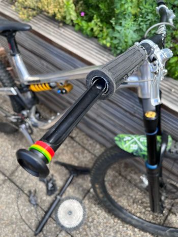 Used Commencal META AM 29 OHLINS 2021 2021 Mountainbike — image 28 of 28