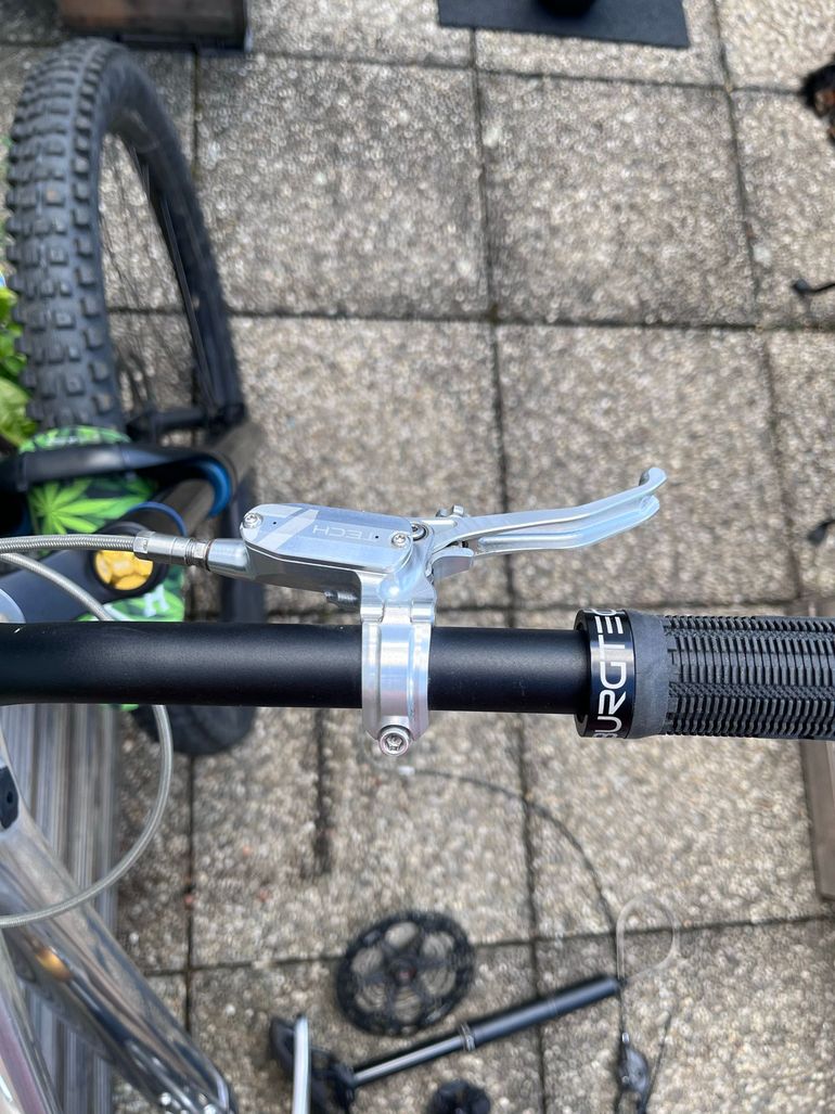Used Commencal META AM 29 OHLINS 2021 2021 Mountainbike — image 5 of 28