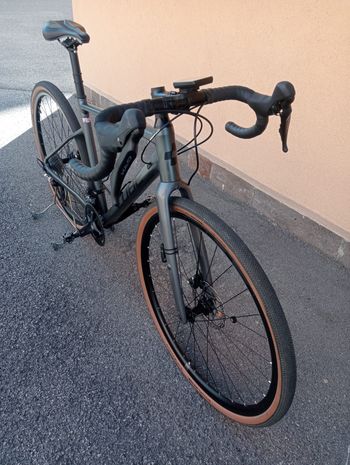 Used CUBE NUROAD RACE 2024 2024 Road & Gravel — image 4 of 7