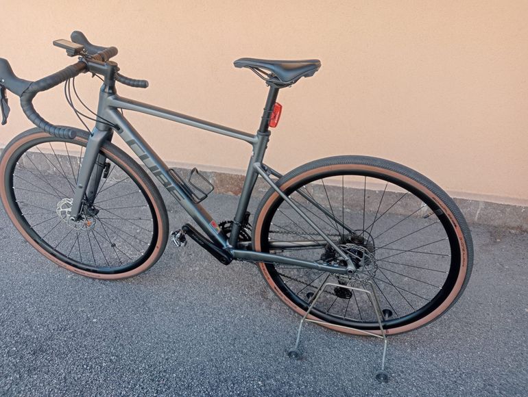 Used CUBE NUROAD RACE 2024 2024 Road & Gravel — image 3 of 7