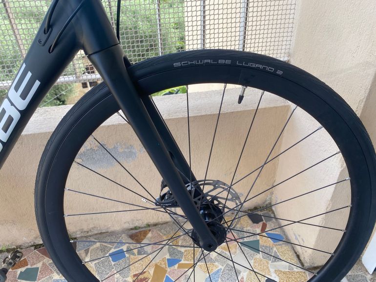 Used CUBE ATTAIN RACE 2023 2023 Road & Gravel — image 4 of 6