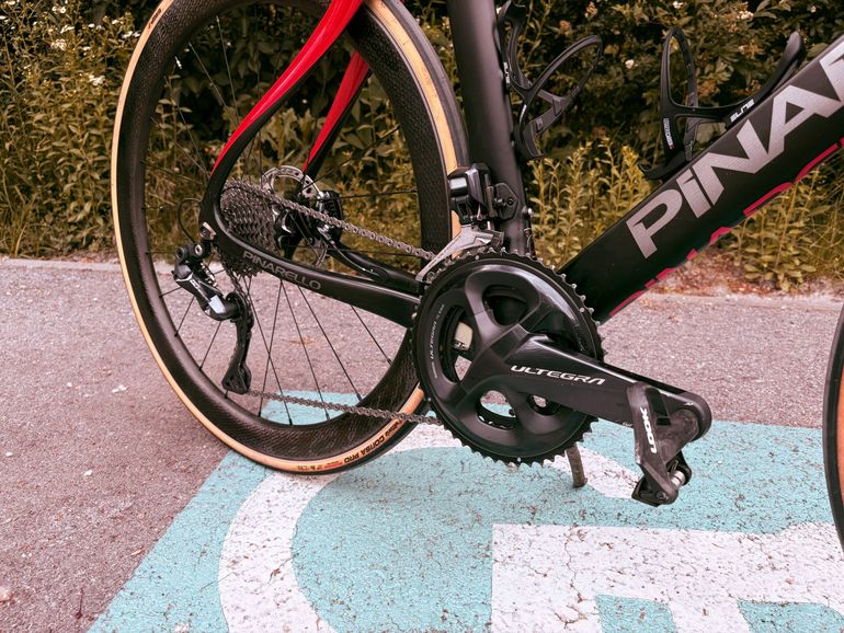 Used Pinarello Pinarello Dogma F8 Disk 2018 Road & Gravel, Black — image 5 of 10