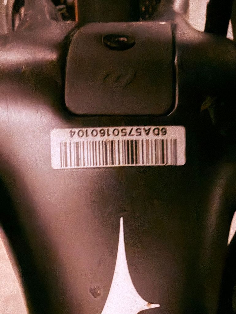 Used Pinarello Pinarello Dogma F8 Disk 2018 Road & Gravel, Black — image 10 of 10