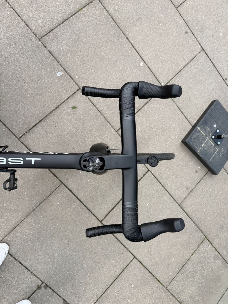 Used Storck Aerfast3 Pro Disc SRAM Rival eTap AXS Quarq 2x12 2024 2024 Road & Gravel, Black — image 10 of 15