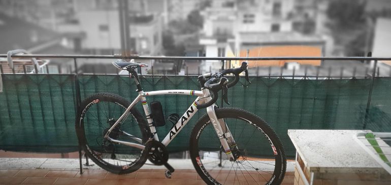 Used Alan Xtreme Shimano 105 2018 Road & Gravel, White — image 5 of 5