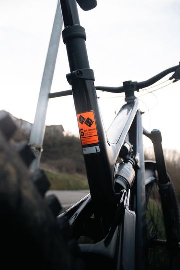 Used Canyon Torque Mullet CF 8 2024 2024 Mountainbike, Black, 29, 27.5 — image 8 of 22
