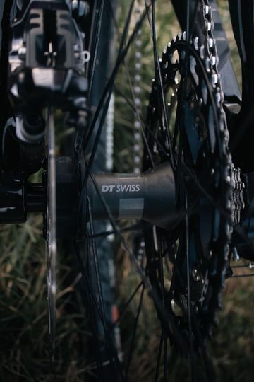 Used Canyon Torque Mullet CF 8 2024 2024 Mountainbike, Black, 29, 27.5 — image 20 of 22