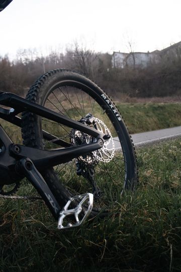 Used Canyon Torque Mullet CF 8 2024 2024 Mountainbike, Black, 29, 27.5 — image 4 of 22