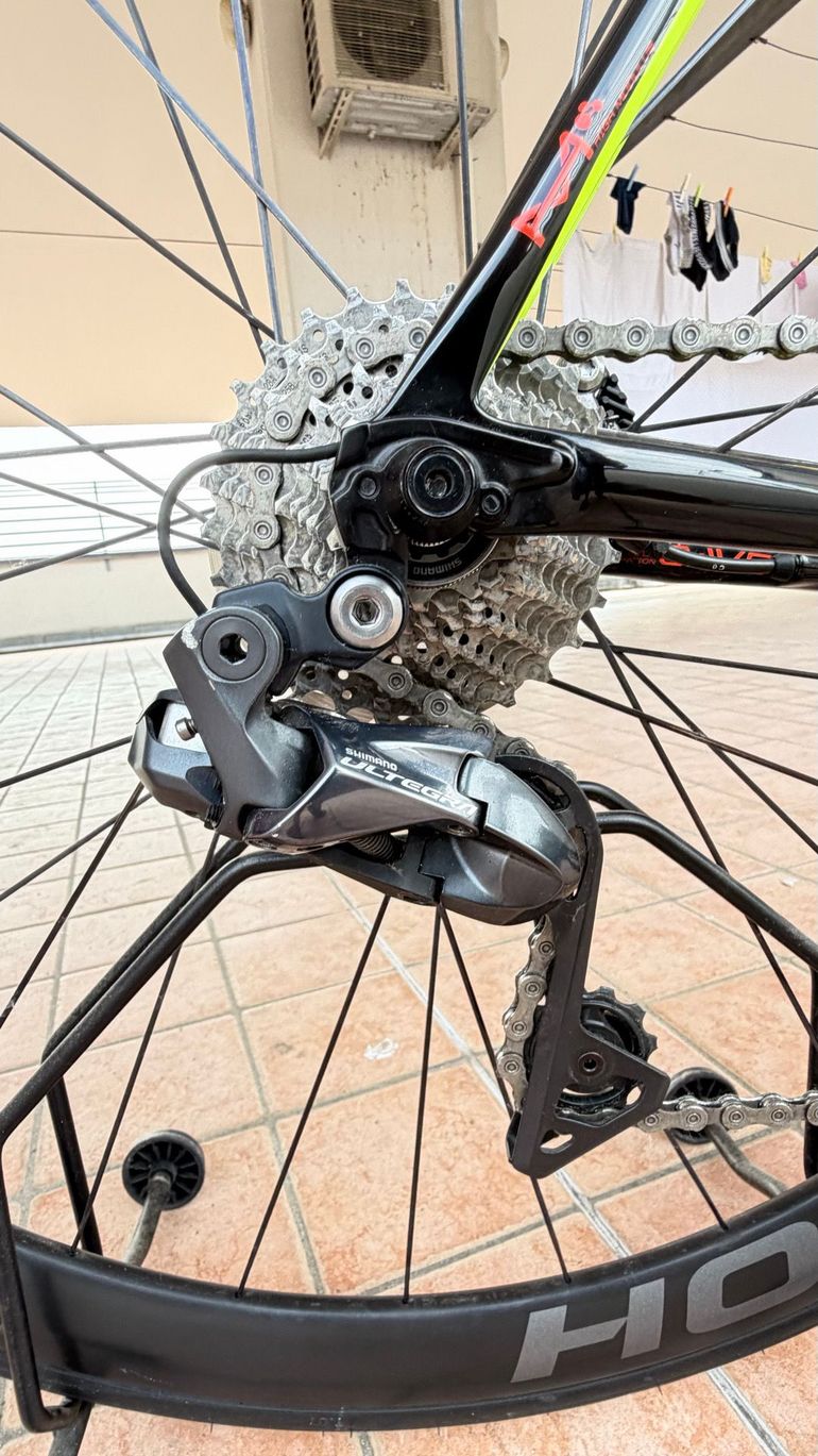Used Cannondale SuperSix EVO Hi-MOD Disc Ultegra Di2 2017 2017 Road & Gravel, Rosso — image 4 of 13