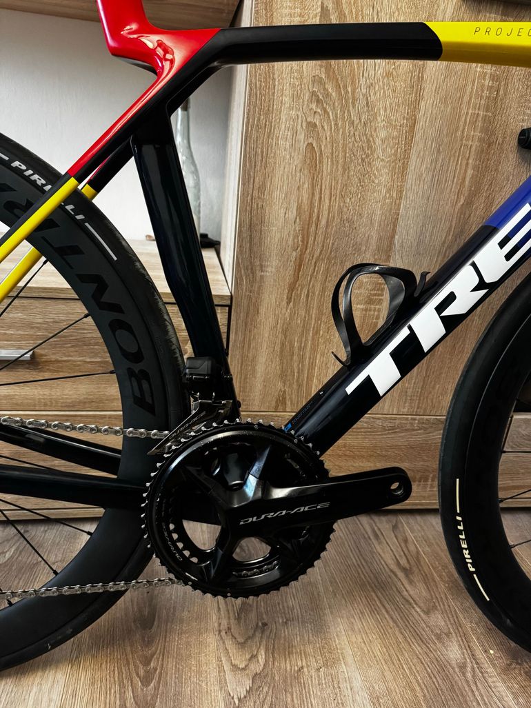 Used Trek Madone Shimano Dura Ace Di2 2025 Road & Gravel, Blue — image 4 of 6