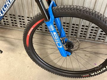 Used Ritchey Custom SRAM NX 2022 Mountainbike, White — image 2 of 14