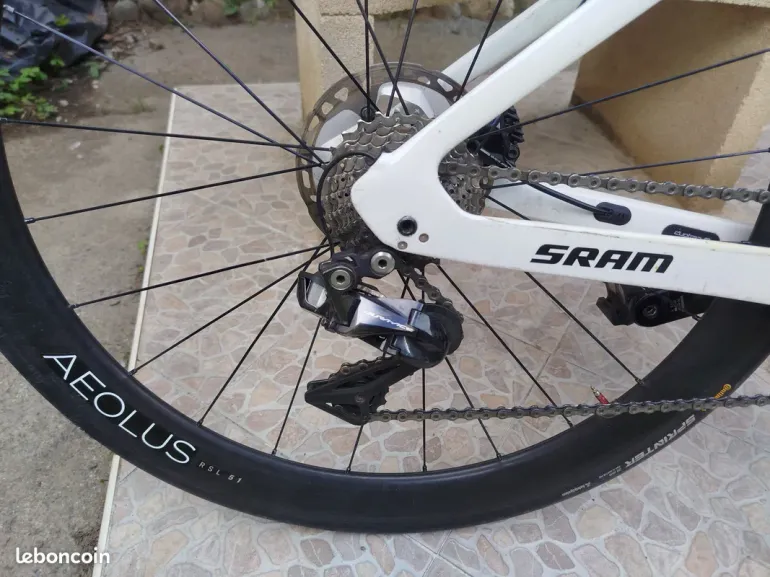 Used Trek Trek Madone Slr 9 2021 2021 Road & Gravel — image 8 of 13