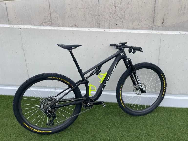 Used Specialized Epic Frameset 2025 Mountainbike — image 3 of 3