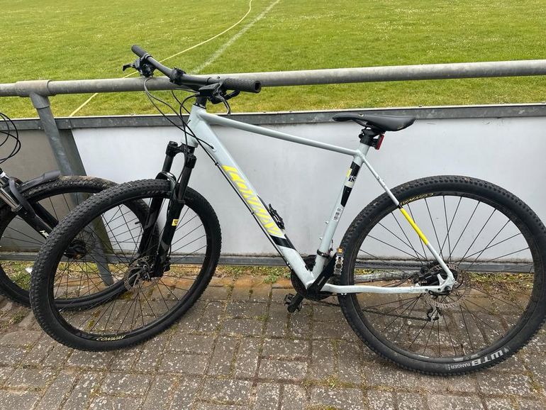 Used Scott Scott Voltage FR 20 2012 Mountainbike, Weiß — image 9 of 15