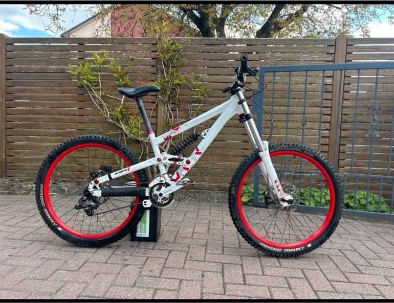 Used Scott Scott Voltage FR 20 2012 Mountainbike, Weiß — image 1 of 15