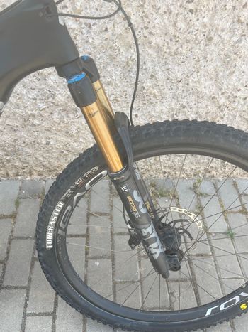 Used Specialized S-Works Turbo Levo 2020 2020 Mountainbike — image 2 of 11