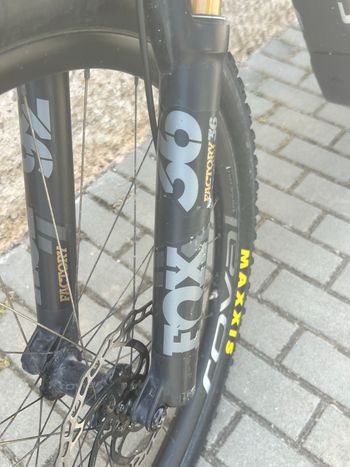 Used Specialized S-Works Turbo Levo 2020 2020 Mountainbike — image 10 of 11