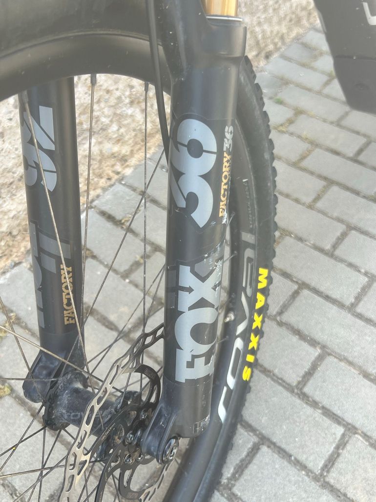 Used Specialized S-Works Turbo Levo 2020 2020 Mountainbike — image 10 of 11