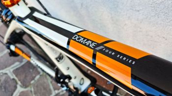 Used Trek Domane 4.3 Compact 2016 2016 Road & Gravel, Bianco — image 5 of 6