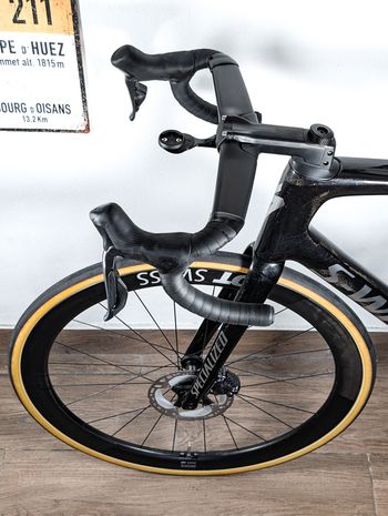 Used Specialized S-Works Tarmac SL7 Ultegra DI2 2023 2023 Road & Gravel, Black — image 11 of 25