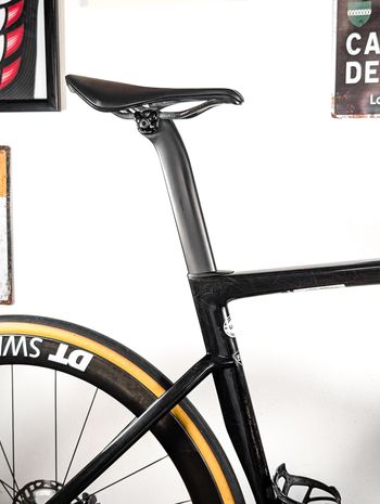 Used Specialized S-Works Tarmac SL7 Ultegra DI2 2023 2023 Road & Gravel, Black — image 16 of 25