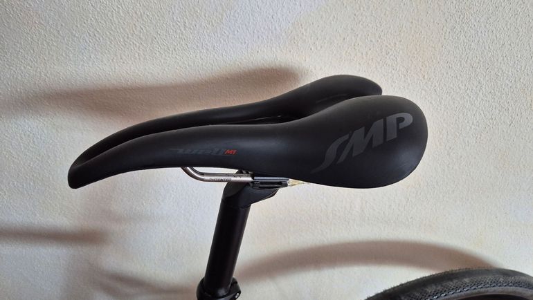Used TRIBAN Gravel bike Shimano 105 2021 Road & Gravel — image 6 of 9