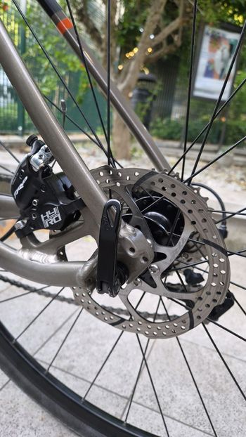 Used TRIBAN Gravel bike Shimano 105 2021 Road & Gravel, Light Gray — image 15 of 19