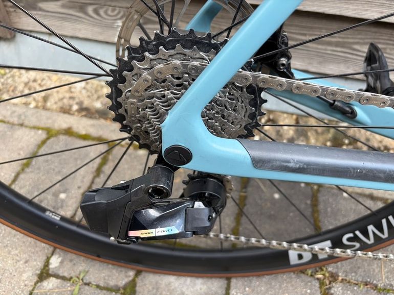 Used Canyon Endurace CF SLX 8 AXS 2023 2023 Road & Gravel, Blue — image 13 of 20