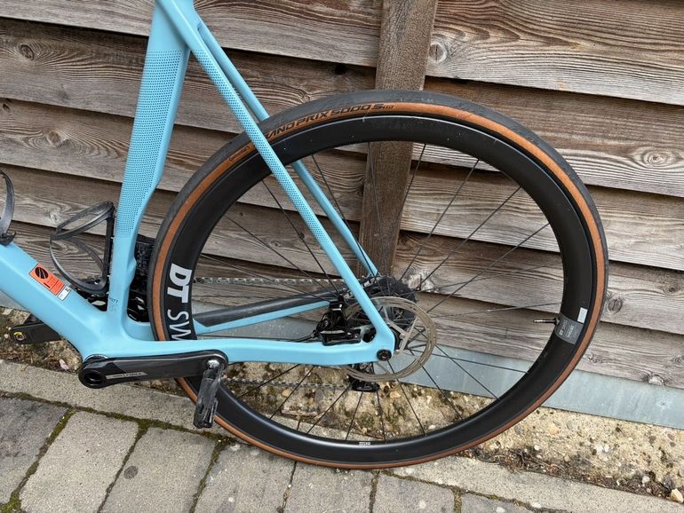 Used Canyon Endurace CF SLX 8 AXS 2023 2023 Road & Gravel, Blue — image 8 of 20