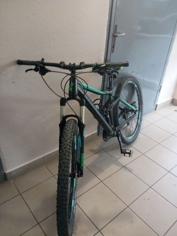 Used CUBE STING WLS 140 Race 27.5 2017 2017 Mountainbike, Black, 29 — image 2 of 7