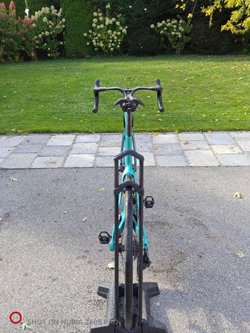 Used Bianchi Oltre RC, Tour de France Limited Edition Durace Di2 2023 2023 Road & Gravel, Green — image 7 of 14