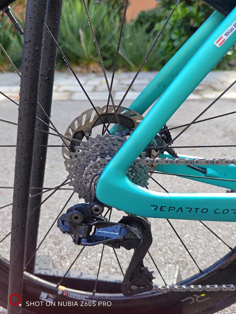 Used Bianchi Oltre RC, Tour de France Limited Edition Durace Di2 2023 2023 Road & Gravel, Green — image 10 of 14