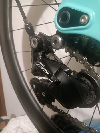 Bianchi Aria Disc 105 2019 2019 Road & Gravel usato, Blu — immagine 32 di 32