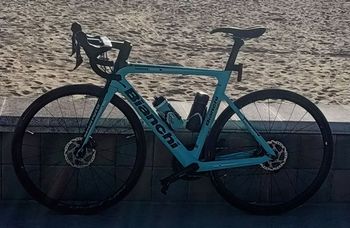 Used Bianchi Aria Disc 105 2019 2019 Road & Gravel, Blue — image 2 of 7