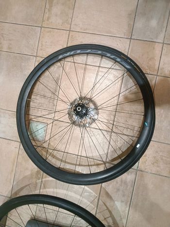 Bianchi Aria Disc 105 2019 2019 Road & Gravel usato, Blu — immagine 23 di 32