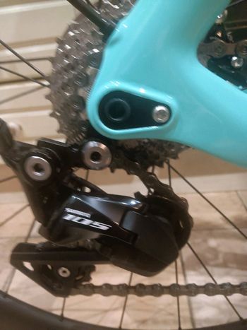 Bianchi Aria Disc 105 2019 2019 Road & Gravel usato, Blu — immagine 26 di 32