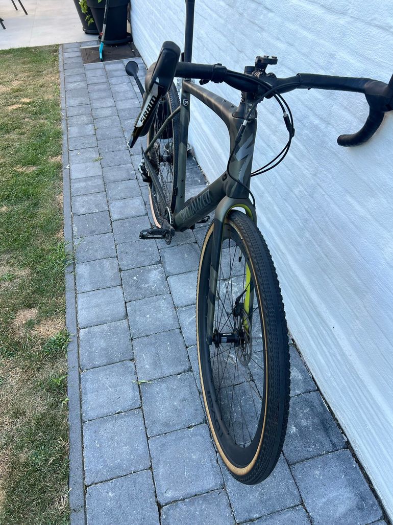 Used Specialized Diverge SRAM Rival 2023 Road & Gravel, Green — image 12 of 14